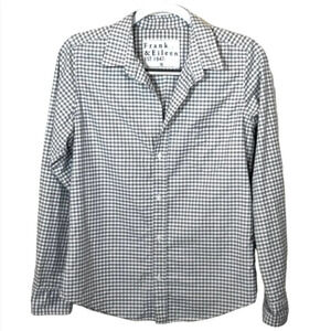 Frank & Eileen Barry Check Button-Up Shirt  in Gray size Medium